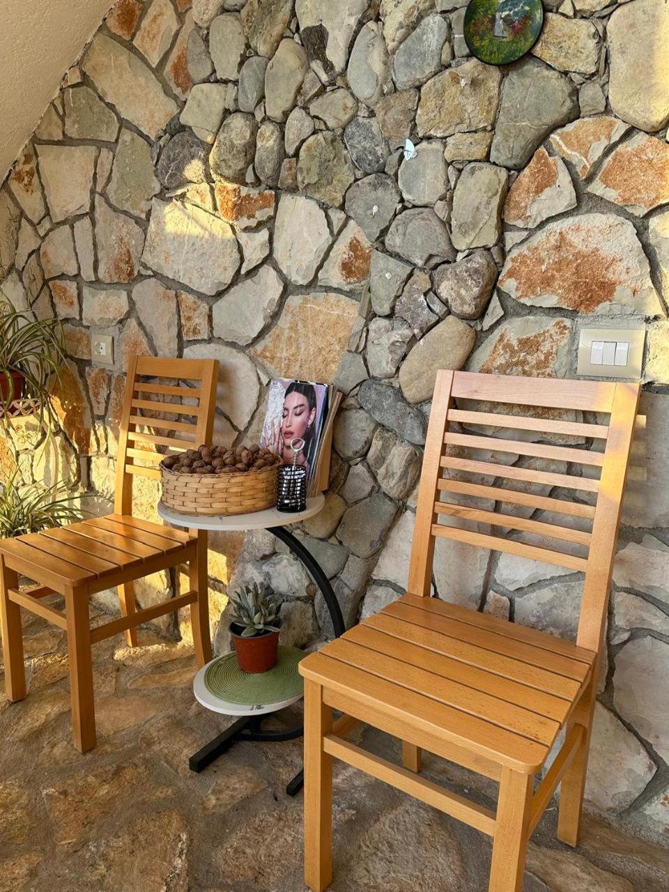 Hotel Mesun Himare Exterior photo